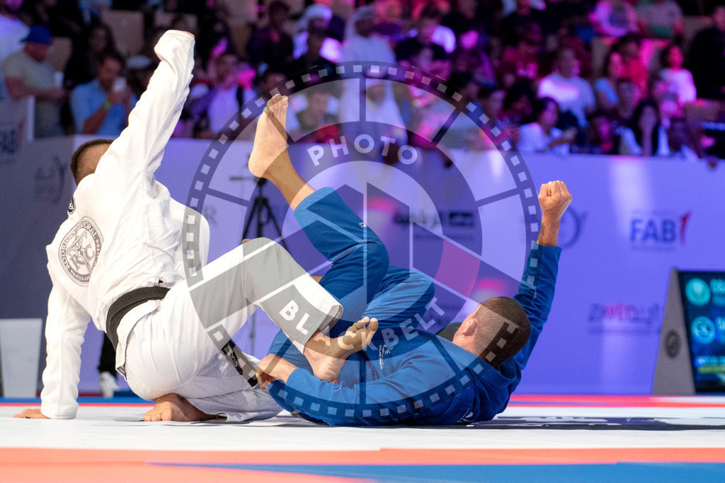 20231107PBB5258 | Fighters compete during the AJP World Master Championship in the Mubadala Arena in Abu Dhabi, Arab United Emirates, on November 7, 2023.