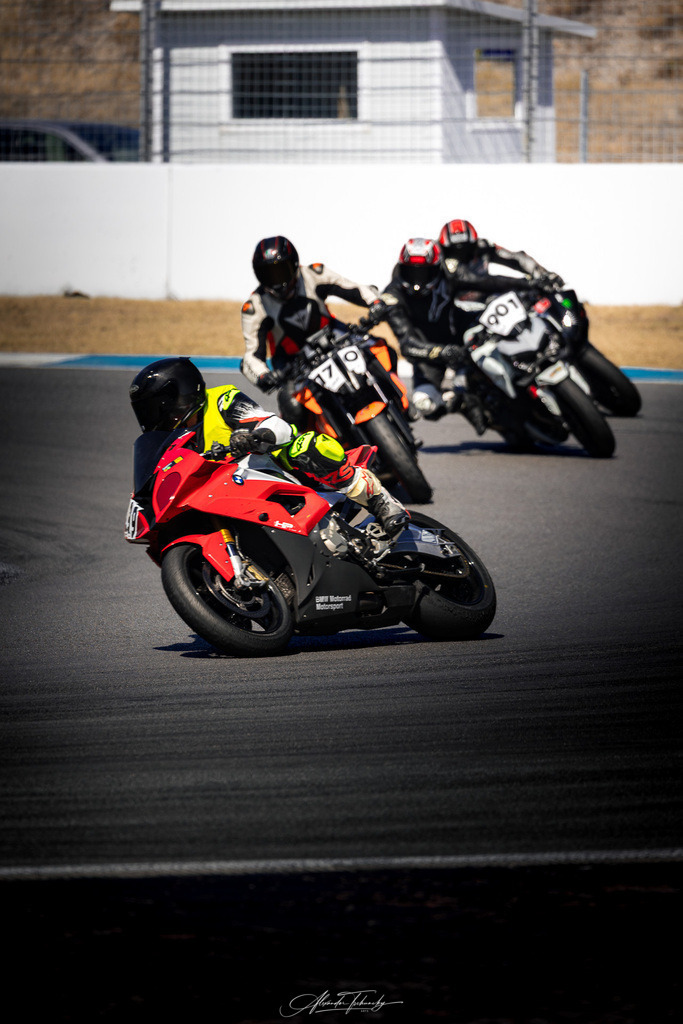 Ducati Trackday Hockenheimring 2026 | Entdecken Sie die faszinierende Welt von Alexander Tschuncky Arts: Kreative Fotografie, atemberaubende Automobilkunst und hochwertiger Bilderdruck. Lassen Sie sich inspirieren! - Realisiert mit Pictrs.com