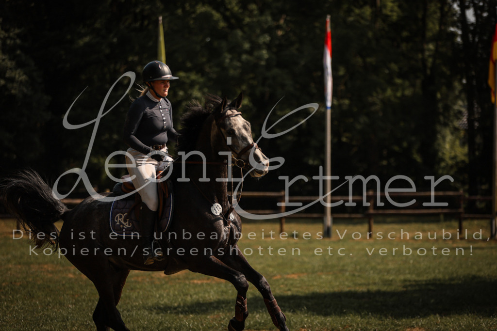 13.FrPfA00005 | Leoni Ertmer Photography - Realisiert mit Pictrs.com