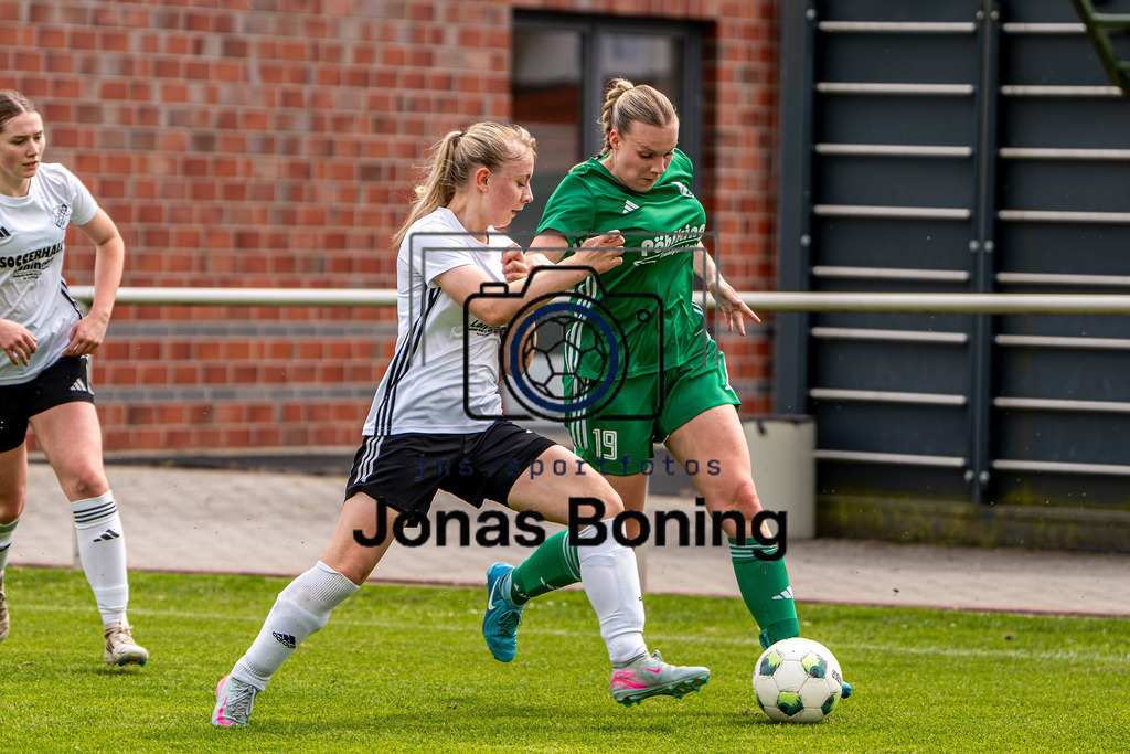 Fußball I Frauen I Saison 2025-2026 I Oberliga Niedersachsen I 22. Spieltag I TuS Lutten - DJSK-SV Bunnen I 00108 | jns.sportfotos - Realisiert mit Pictrs.com