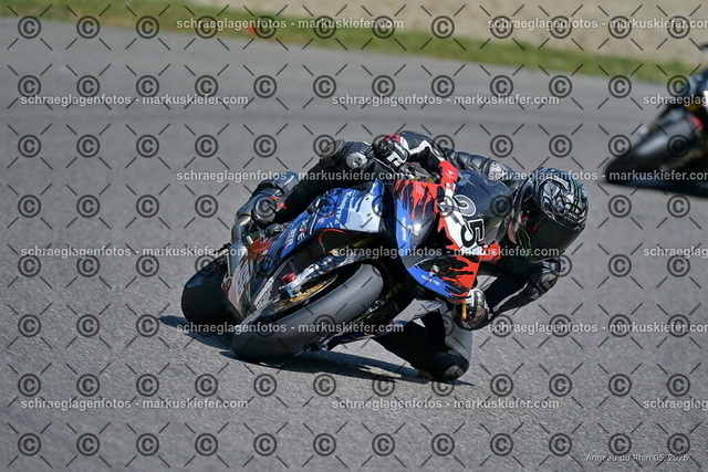 26BT02-1117 | markuskiefer.com - Realisiert mit Pictrs.com