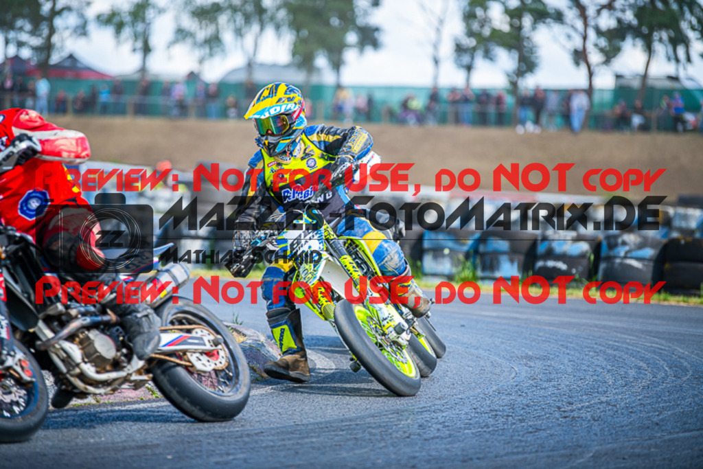 MaZZes_FotoMatrix_220529_6603 | Fotograf Mathias Schmid
Sportfotograf,
Eventfotograf,
Hochzeitsfotograf,
Portraitfotograf