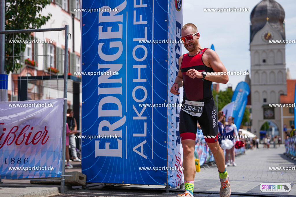 DSC03446 | Stadttriathlon Erding 2025. #yourpictrs #sportshot_your_pictrs @Sportshotphotography #stadttriathlonerding Copyright: www.sportshot.de