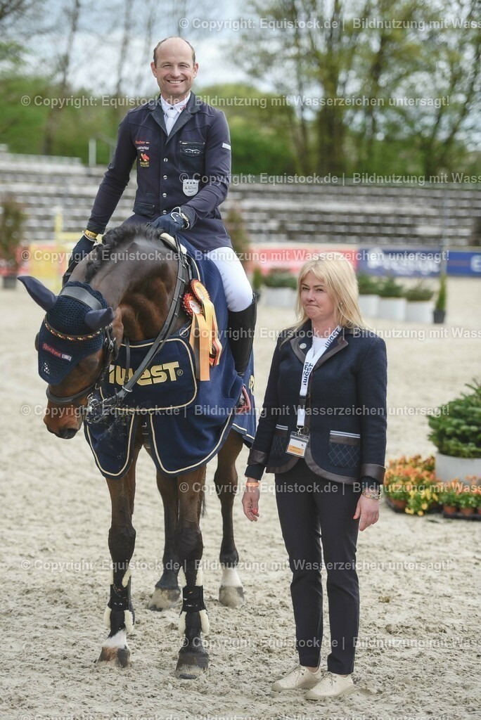 20230514_CCI4_Springen_0461 | equistock