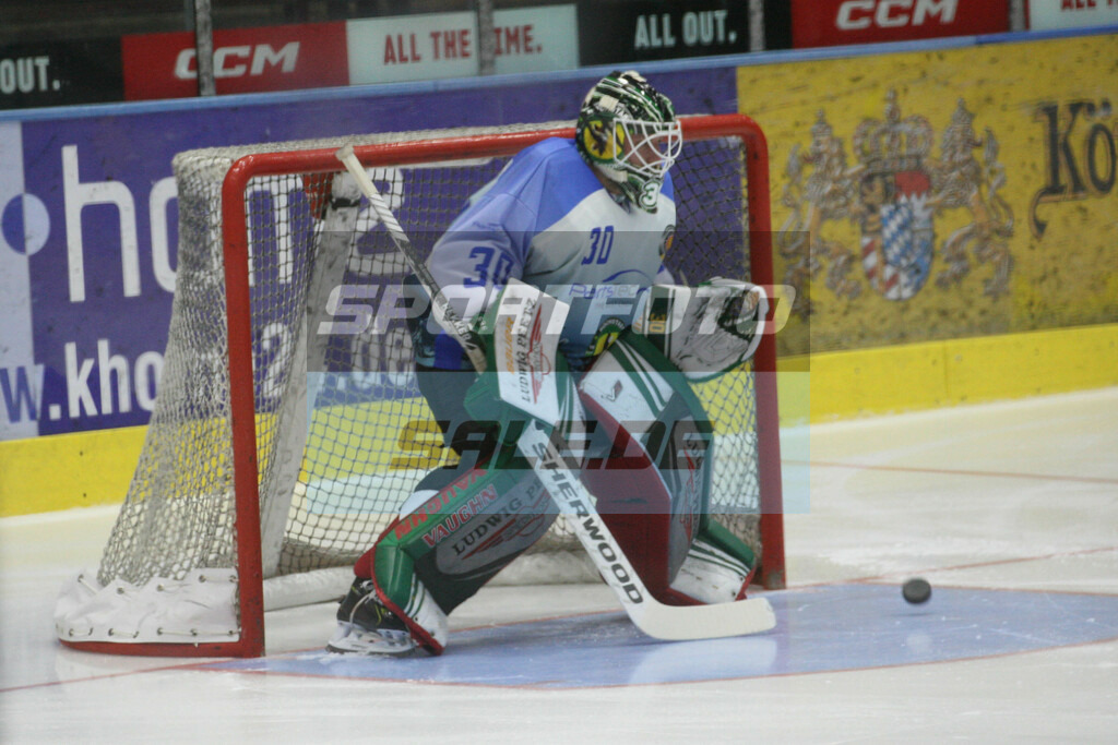 SC Riessersee - Höchstadt Alligators | Benjamin Dirksen - Eishockey Oberliga Süd SC Riessersee - Höchstadt Alligators - © Sportfoto-Sale (MK) - Realisiert mit Pictrs.com