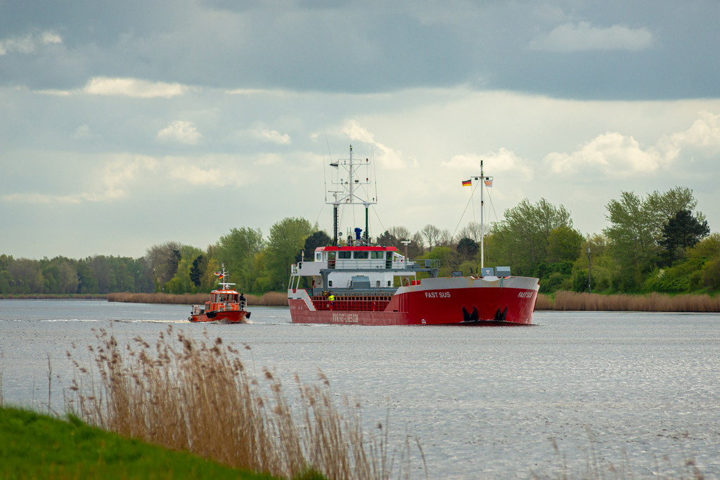 CCL_5751 | Entdecken Sie hochwertigen Fotodruck auf Leinwand, Acrylglas, Alu-Dibond und weiteren Materialien bei Fotodruck Online. Gestalten Sie individuelle Wandbilder in bester Qualität – ideal für besondere Erinnerungen und stilvolle Dekorationen. 