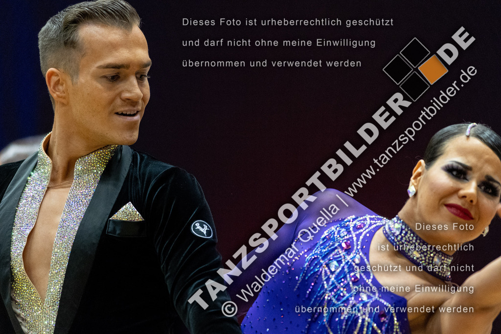20240113-12555 | Hier finden Sie Tanz Bilder vom Latein und Standard Formationen tanzen. Sportbilder vom Tanzsport. Schöne Fotos und von Weltmeisterschaft, Europameisterschaft, Bundesliga, Regionalliga, Oberliga und Landesliga sowie von GOC Stuttgart, DanceComp, WM Bremen