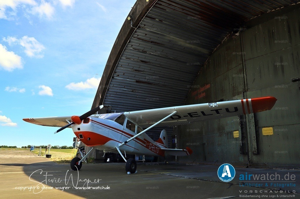 Cessna 170B - Flugplatz Husum - Die Neupreisbelastung lag 1952 bei 7.245 US-Dollar | Die Neupreisbelastung lag 1952 bei 7.245 US-Dollar. Die Cessna 170B diente als Basis für die Entwicklung der Cessna 172, die 1956 eingeführt wurde und die Produktion der 170-Serie beendete.