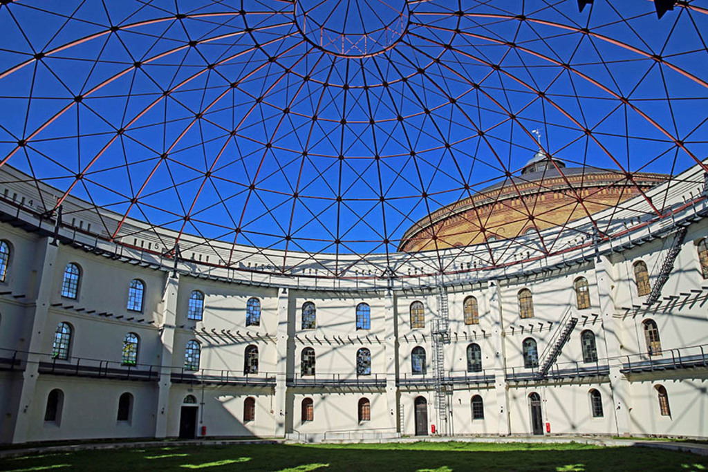 Bildlexikon Leipzig - Panometer | Das Team hinter BILDLEXIKON LEIPZIG bündelt historische wie aktuelle Informationen über die Stadt Leipzig in Text und Bild auf einer Plattform und stellt diese der interessierten Öffentlichkeit zur Verfügung.