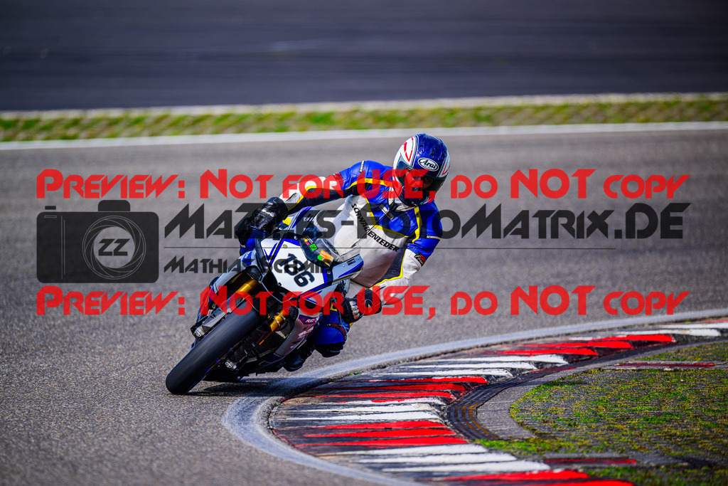 MaZZes_FotoMatrix_240911_6007705_5264 | GELB