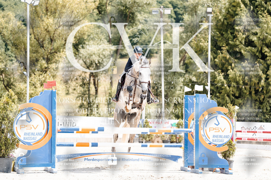 CK907994 | Turnierfotografie Pferdefotografie Trier Rheinland-Pfalz Pferdesport Reitsport Tierfotografie Sportfotografie Pferdevideo Pferdevideografie Equestrianvideography equestrianphotography  - Realisiert mit Pictrs.com