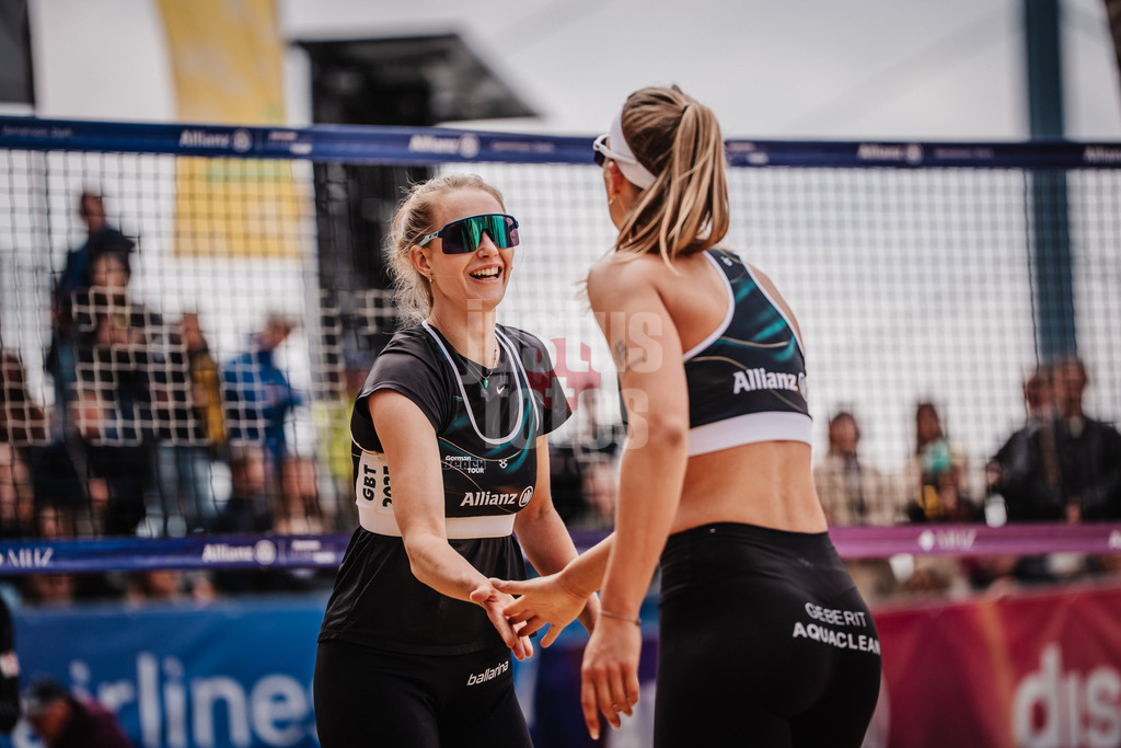 Beachvolleyball | Frauen | Allianz German Beach Tour 2025 | Tourstop Düsseldorf | 18.05.2025 | v.l. Tabea Schwarz und Sandra Ittlinger