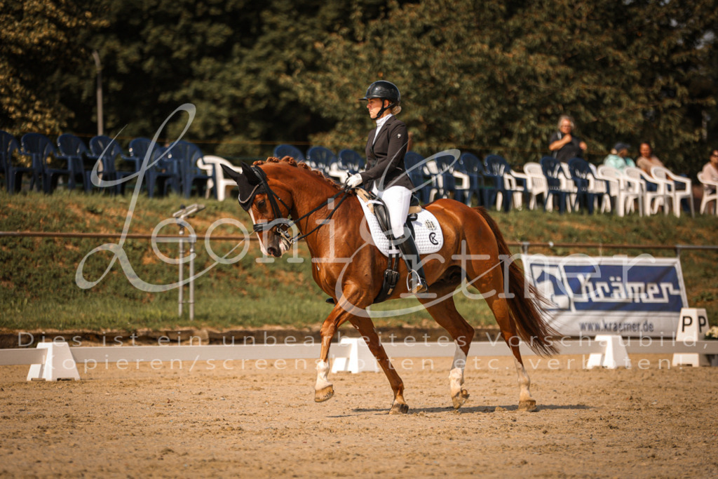 18.FrDrM00210 | Leoni Ertmer Photography - Realisiert mit Pictrs.com