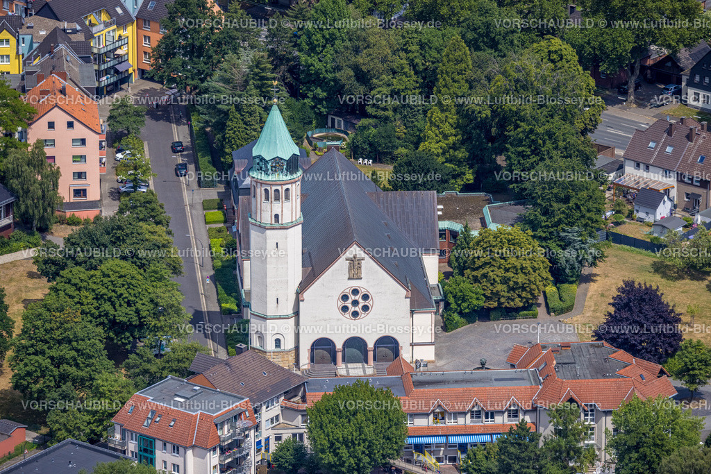 Castrop-Rauxel220706392 | Luftbild, kath. Kirche St. Josef, Habinghorst, Castrop-Rauxel, Ruhrgebiet, Nordrhein-Westfalen, Deutschland