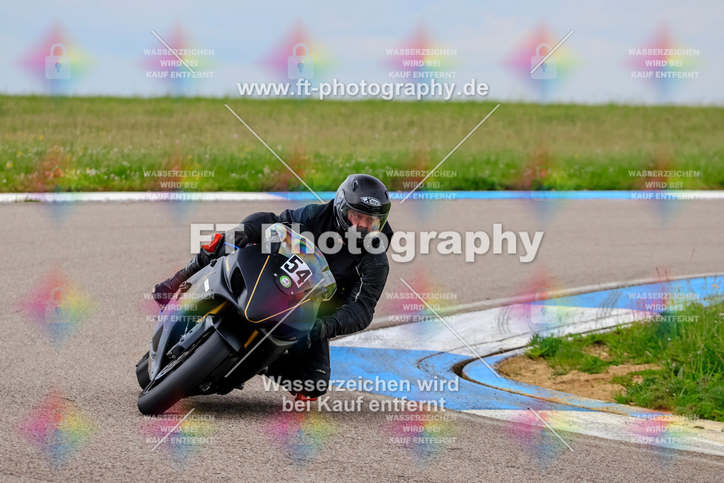 MotoTeam-2082 | Hier findet Ihr Bilder von Touristenfahrten auf der Nürburgring Nordschleife oder von anderen Veranstaltungen die ich besucht habe. Viel Spass beim Durch Schauen 