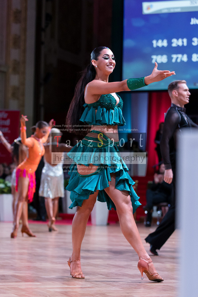 20240706_WDSF_WO_Latin_9168 | Tanzsportbilder, Standardtanz, Lateintanz, WDSF, DTV, LTVB, dancecomp, goc, hessen tanzt, blaues band der spree, walzer, tango, wiener walzer, slowfox, quickstepp, samba, rumba, cha-cha-cha, paso doble. jive, hd-kroft photography, turniertanzsport