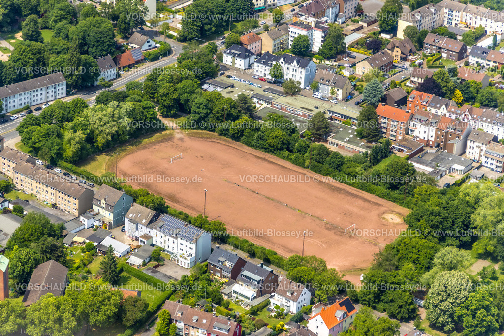 Herne250601539 | Luftbild, Sportplatz Franzstraße und geplanter Wohnungsbau, Wanne, Herne, Ruhrgebiet, Nordrhein-Westfalen, Deutschland