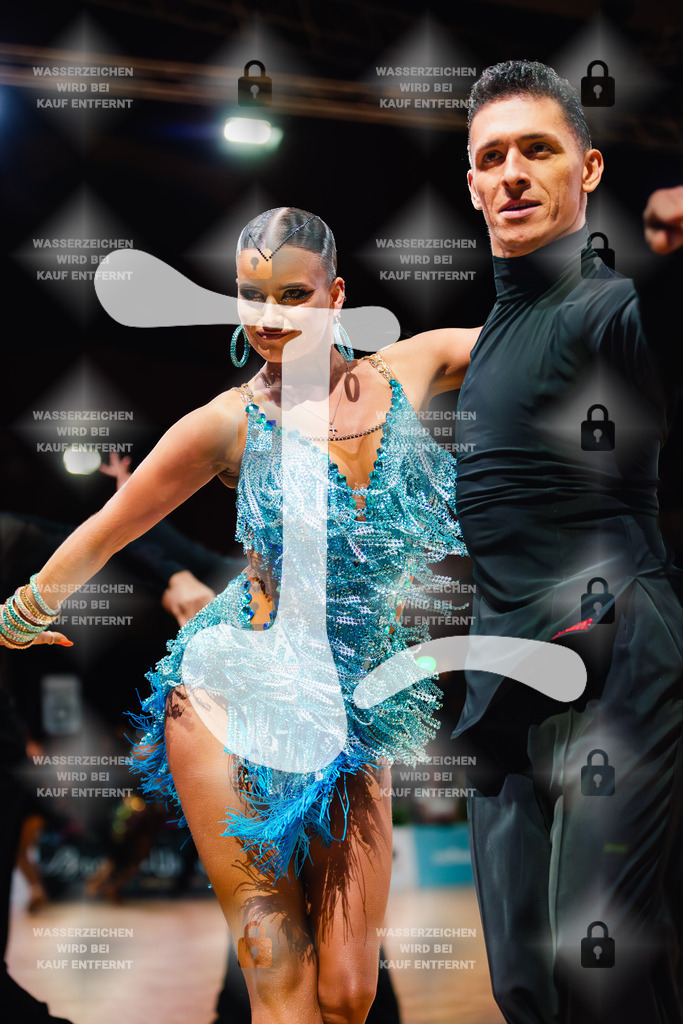 GOC 2025 - WDSF GrandSlam Latin 10-11th (40) Razvan Dumitrescu _ Jacqueline Joos (Germany)-2025-08-23-3291 | Webshop for digital downloads and prints of dance sport, event & show photographer Julian Link - Realisiert mit Pictrs.com