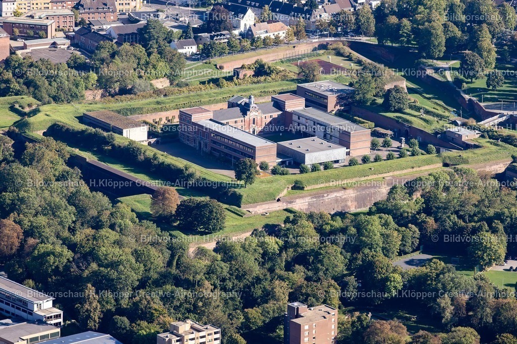 Lufbilder Jülich-5860 | Fragmente der Zitadelle- Festungsanlage " Museum Zitadelle " an der Schloßstraße in Jülich - Realisiert mit Pictrs.com