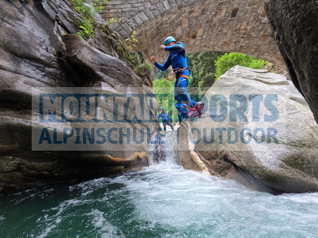 GOPR2006 | Bestelle die Bilder deines Berg- oder Wasser-Abenteuers mit Mountain Sports bequem von zu Hause aus direkt über unseren Online Fotoshop von pictrs.com. - Realisiert mit Pictrs.com