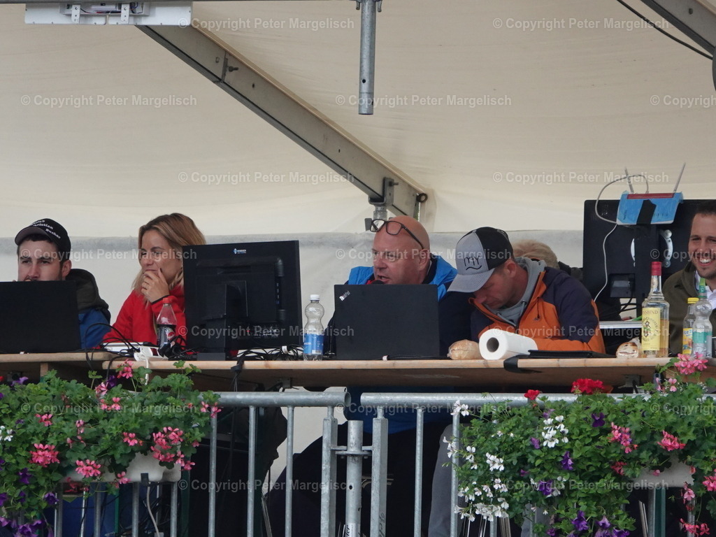 DSC07993 | Schwingen - Realisiert mit Pictrs.com