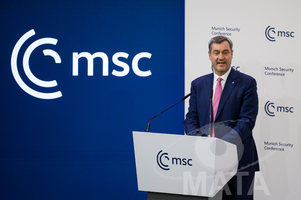 _DWI3446 | MATA IndoCon - Realisiert mit Pictrs.com