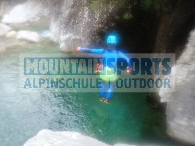 P7310065 | Bestelle die Bilder deines Berg- oder Wasser-Abenteuers mit Mountain Sports bequem von zu Hause aus direkt über unseren Online Fotoshop von pictrs.com. - Realisiert mit Pictrs.com