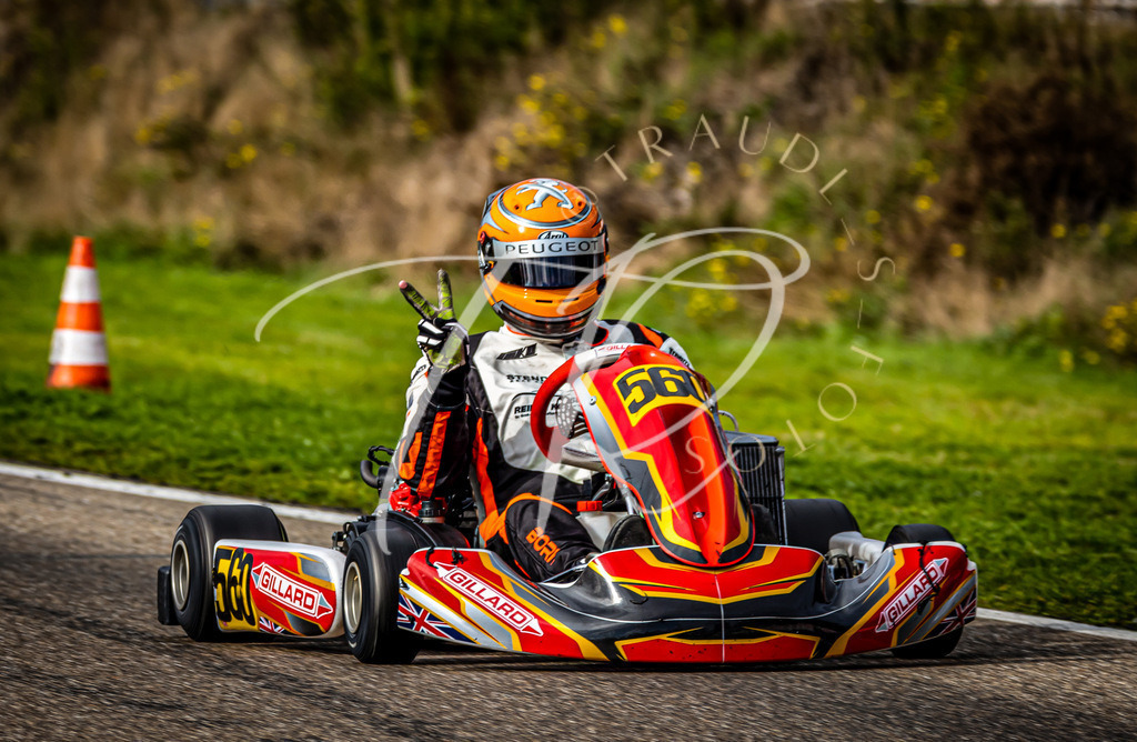 6AF6A651-82CD-4DA1-A215-61C5F52B2B89 | traudl_s_fotos