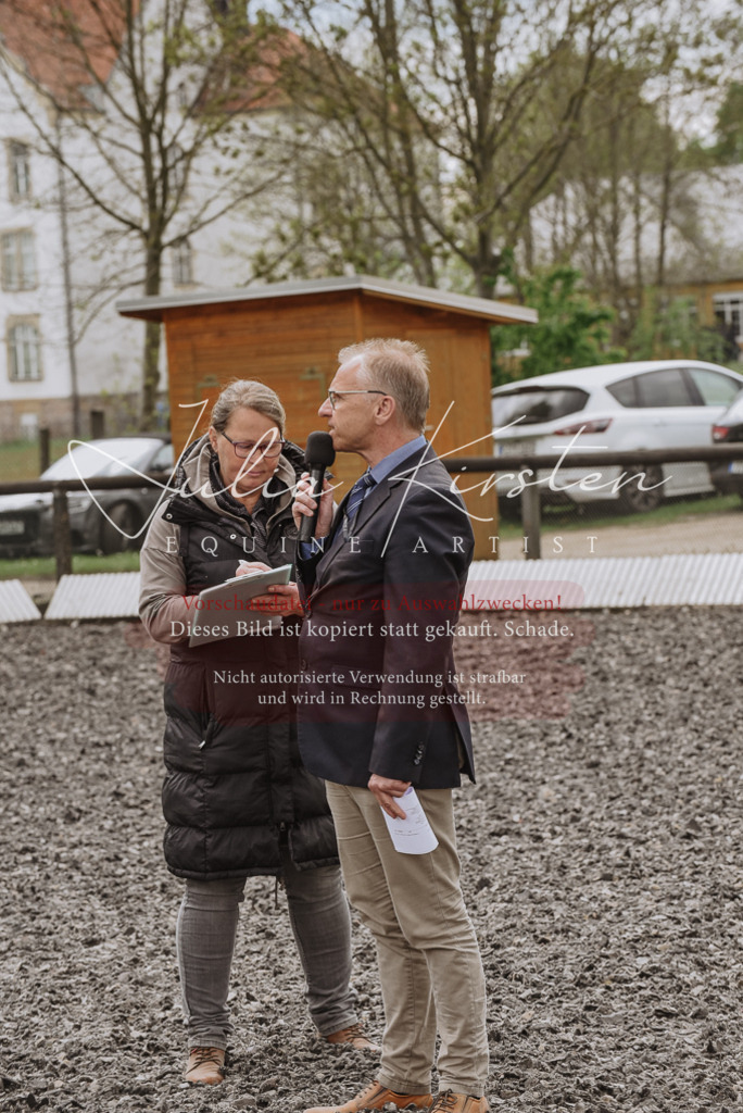 20230514_JK-Röhrsdorf-25-314 | Pferde- und Turnierfotografie in Westsachsen. Pferdeportraits, Auftragszeichnungen und intuitive Kunst.