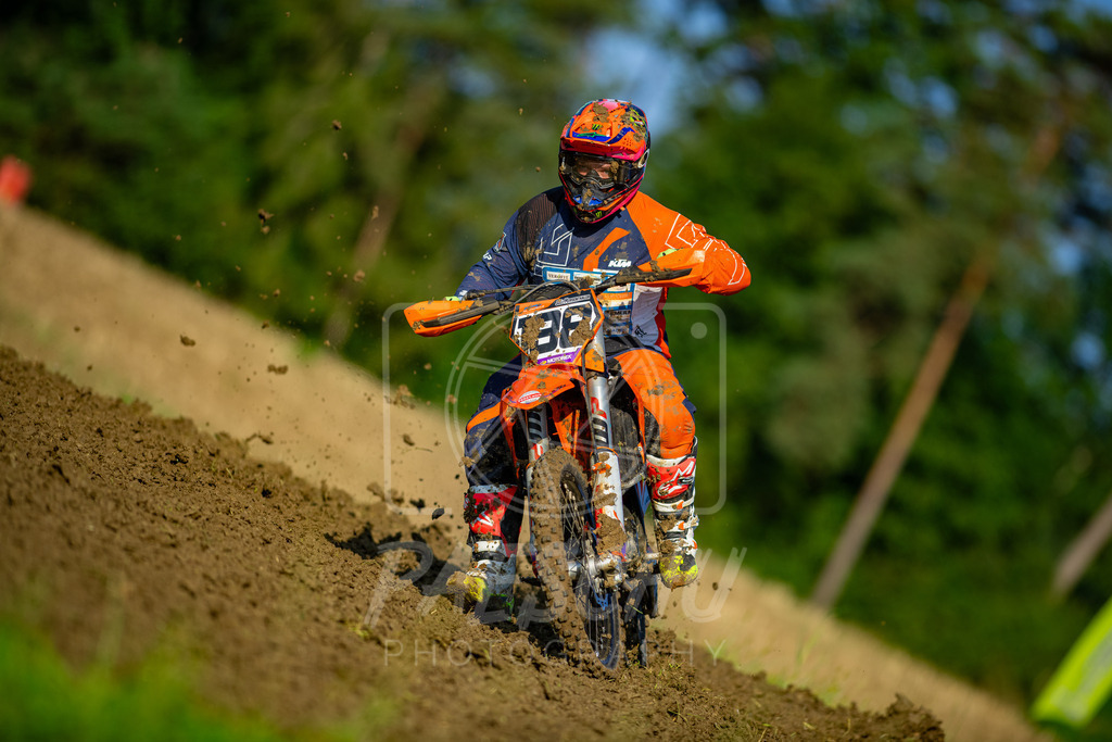 MXO (131) | Paeschuphoto Shop - Wer nicht sucht der auch nicht findet.Ob Motocrossbilder oder von einem besuchtem Spiel, Hauptsache Action. - Realisiert mit Pictrs.com