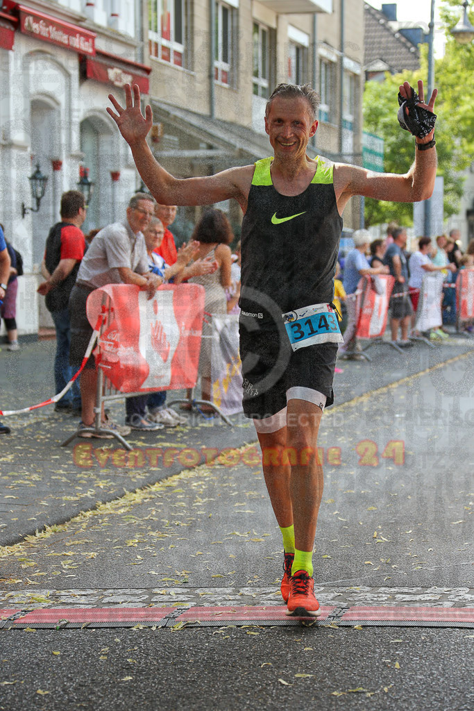 220625_1637_EX1_4755 | Sportfotografie im Rhein-Sieg Kreis, Köln, Bonn, NRW, Rheinland Pfalz, Hessen, etc. Unser Tätigkeitsfeld umfasst den Laufsport vom Volkslauf über den Marathon, Duathlon, Triathon bis zum Ultralauf wie Kölnpfad Ultra oder Schindertrail.