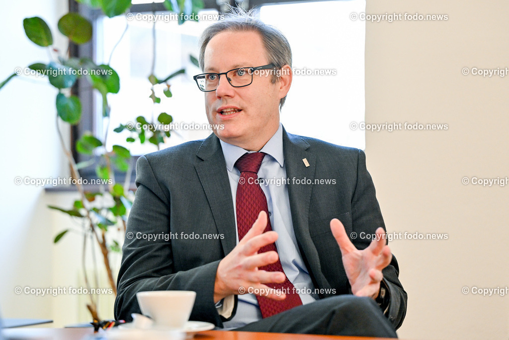 Stefan Koch (Rektor Johannes Kepler Universitaet Linz_ JKU)_ 27.09.2023-11 | 27.09.2023, Johannes Kepler Universitaet Linz, AUT, Stefan Koch, im Bild Stefan Koch (Rektor Johannes Kepler Universitaet Linz, JKU)