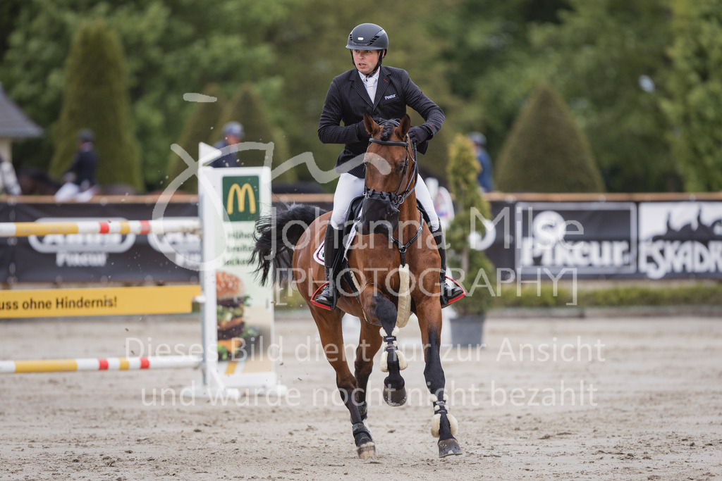 230520_MayDays_Zeit-S-303 | Deine schönsten Turniermomente als professionelle Fotos! Entdecke hochwertige Pferdesport-Fotografie im Online-Shop. Jetzt Fotos finden & bestellen!