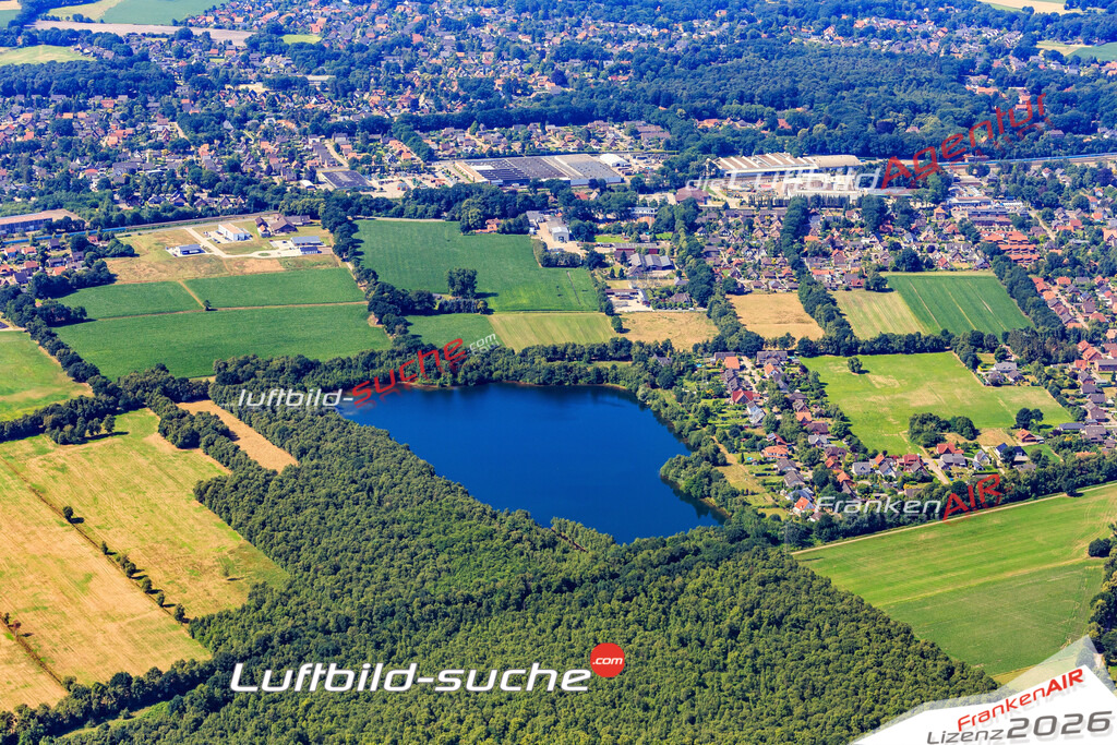 aktuelles Luftbild von Nordenholzer-see Hude - Luftaufnahme wurde 2018 von https://frankenair.de mittels Flugzeug (keine Drohne) erstellt.