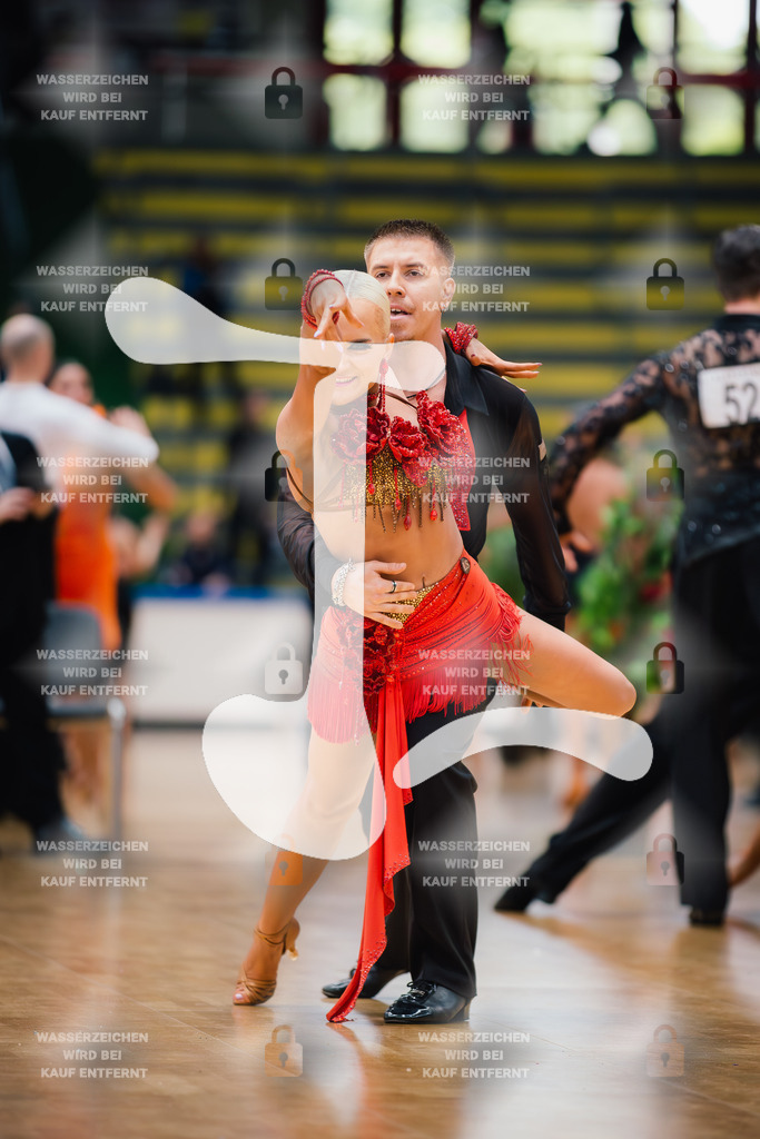 Hessen Tanzt WDSF International Open Latin 28th (59) Mikita Senin _ Michele Mühlig (Bielefelder TC Metropol)-2025-05-18-3556 | Webshop for digital downloads and prints of dance sport, event & show photographer Julian Link - Realisiert mit Pictrs.com