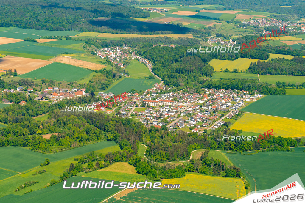 Das Luftbild zeigt : Sandersdorf Altmannstein - Die Luftaufnahme wurde 2024 vom UL-Flugzeug aus erstellt ( keine Drohne ) - Hochauflösende Luftaufnahme - Für grossformatige Ausdrucke geeignet. Die Geschenkidee !Mit Lizenz und Bildrechte bestellbar