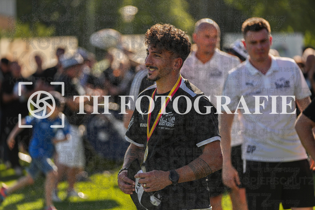 GER, FC Zell - FC Wittlingen, Fussball, Rothaus Bezirkpokal, Finale, Saison 2024/2025, 29.05.2025 | GER, FC Zell - FC Wittlingen, Fussball, Rothaus Bezirkpokal, Finale, Saison 2024/2025, 29.05.2025Foto: TH Fotografie/Alessio Bosco