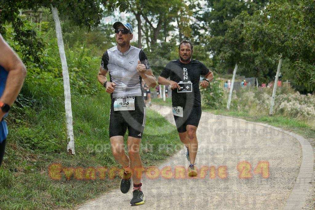 250824_1406_EX1_4930 | Sportfotografie im Rhein-Sieg Kreis, Köln, Bonn, NRW, Rheinland Pfalz, Hessen, etc. Unser Tätigkeitsfeld umfasst den Laufsport vom Volkslauf über den Marathon, Duathlon, Triathon bis zum Ultralauf wie Kölnpfad Ultra oder Schindertrail.
