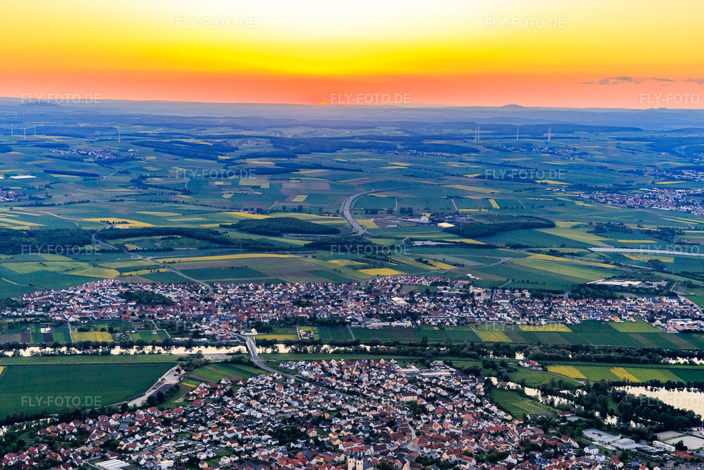 Luftbild: Sonnenuntergang über dem Main in Bergrheinfeld im Bundesland Bayern in Deutschland. Foto: IMG_099989.jpg vom 25.05.2017 durch Werner Riehm/FLY-FOTO.de