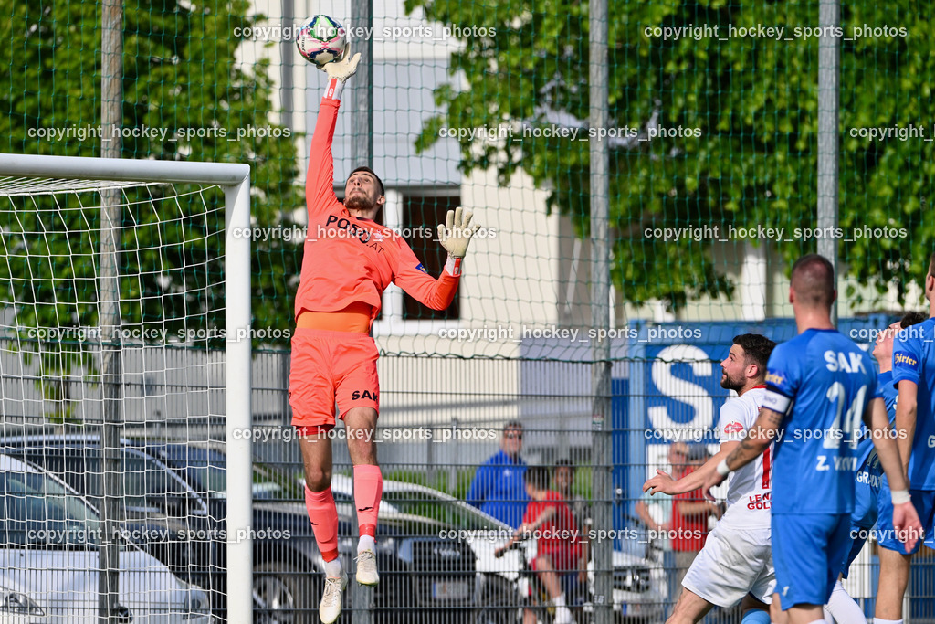 SAK Klagenfurt vs. SVG Bleiburg | #1 Kristijan Kondic SAK, #10 Dominik Peketz SVG Bleiburg, #24 Zoran Vukovic SAK, SAK Klagenfurt vs. SVG Bleiburg, SAK Klagenfurt vs. SVG Bleiburg am 11.05.2024 in Klagenfurt (Sportpark Welzenegg), Austria, (Photo by Bernd Stefan)