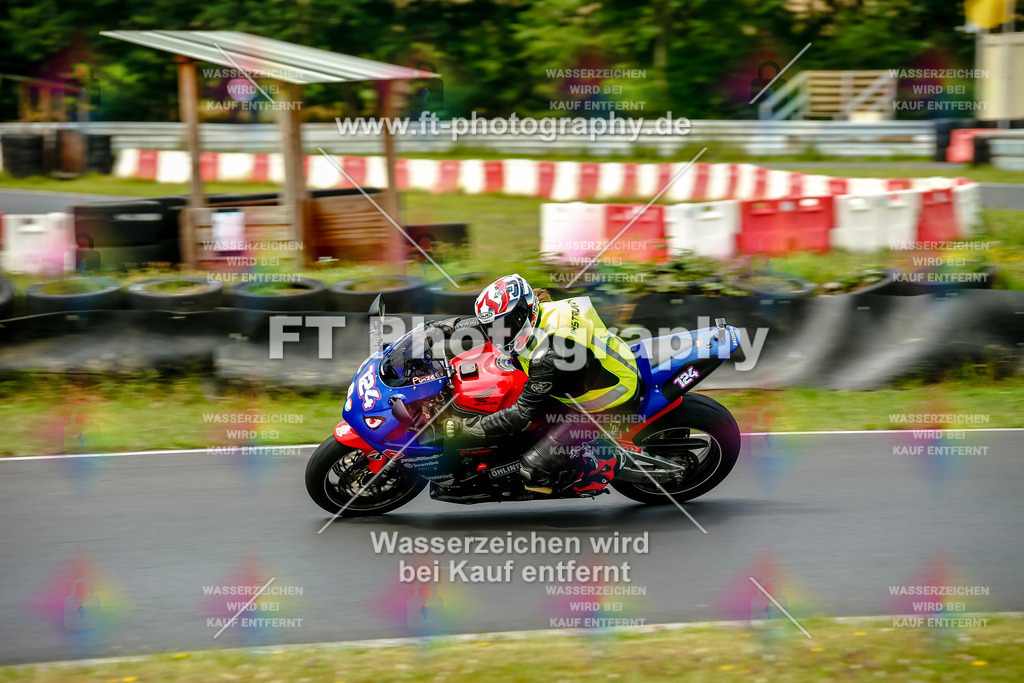VBK-4671 | Hier findet Ihr Bilder von Touristenfahrten auf der Nürburgring Nordschleife oder von anderen Veranstaltungen die ich besucht habe. Viel Spass beim Durch Schauen 