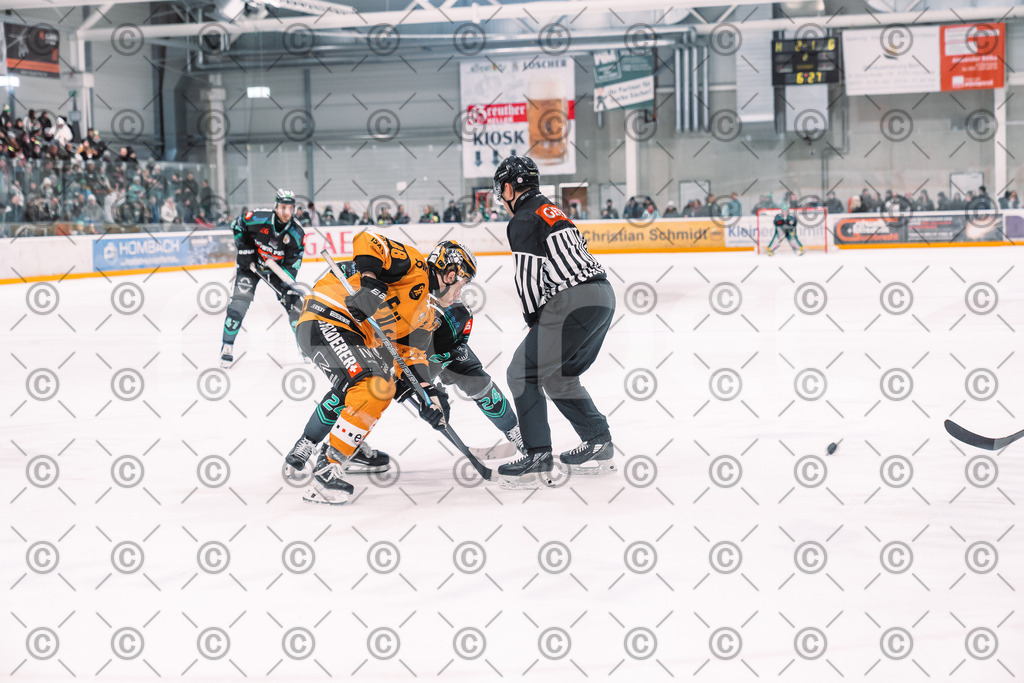 Alligators_vs_Fuessen_21.11.2025-070 | Höchstadt Alligators Fotogalerie: Eishockey-Action aus Franken. Professionelle Spielfotos, Portraits & Stadionbilder zum Download. Jetzt entdecken! - Realisiert mit Pictrs.com