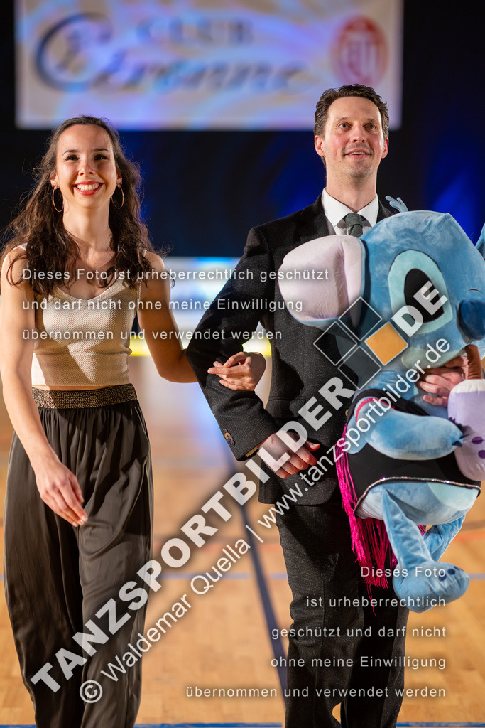 20260321-10367 | Hier finden Sie Tanz Bilder vom Latein und Standard Formationen tanzen. Sportbilder vom Tanzsport. Schöne Fotos und von Weltmeisterschaft, Europameisterschaft, Bundesliga, Regionalliga, Oberliga und Landesliga sowie von GOC Stuttgart, DanceComp, WM Bremen