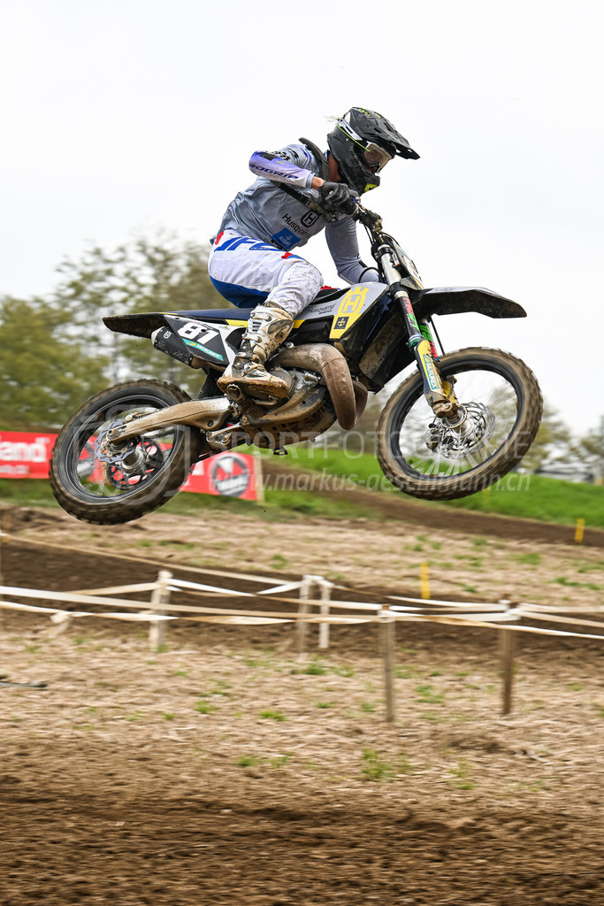 Motocross Schlatt bei Winterthur - 30. April 2023 | #81 Oechslin Samuel aus Alpthal (CH) auf Husqvarna Tc 250 in der Kategorie ProRace Serie am Motocross Schlatt bei Winterthur, 30. April 2023. 
Instagram: @mx_schlatt | @mc_wila | @sam_schweiz
Bild: Sportfotografie Markus Aeschimann | www.markus-aeschimann.ch - Realisiert mit Pictrs.com