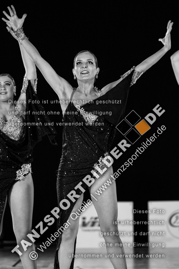 20250504-01772 | Hier finden Sie Tanz Bilder vom Latein und Standard Formationen tanzen. Sportbilder vom Tanzsport. Schöne Fotos und von Weltmeisterschaft, Europameisterschaft, Bundesliga, Regionalliga, Oberliga und Landesliga sowie von GOC Stuttgart, DanceComp, WM Bremen
