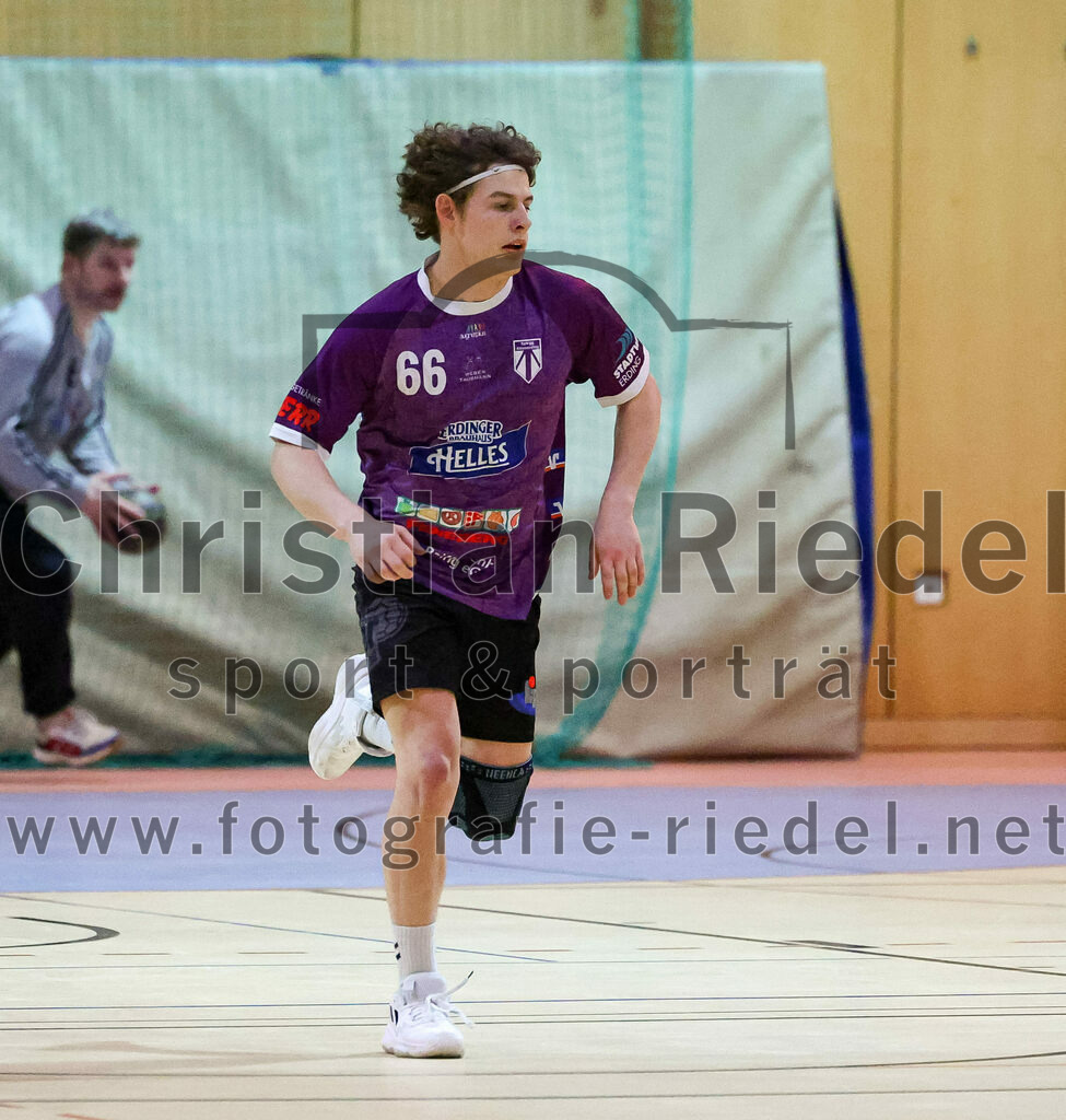 2023-03-11_032_SpVgg_Altenerding_gegen_SSG_Metten | Erding, Deutschland, 11.03.2023:
Handball, Bezirksoberliga Männer 2022 / 2023, 17. Spieltag, SpVgg Altenerding gegen SSG Metten, Endergebnis: 26:22

Jakob Köhler (SpVgg Altenerding, #66)

Foto: Christian Riedel / fotografie-riedel.net