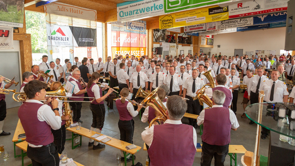 Festakt_056 | Fotodoku des Festaktes im FF-Haus Loosdorf anlässlich der Auszeichnung der Helfer und Hilfsorganisationen  der Hochwasserkatastrophe September 2024