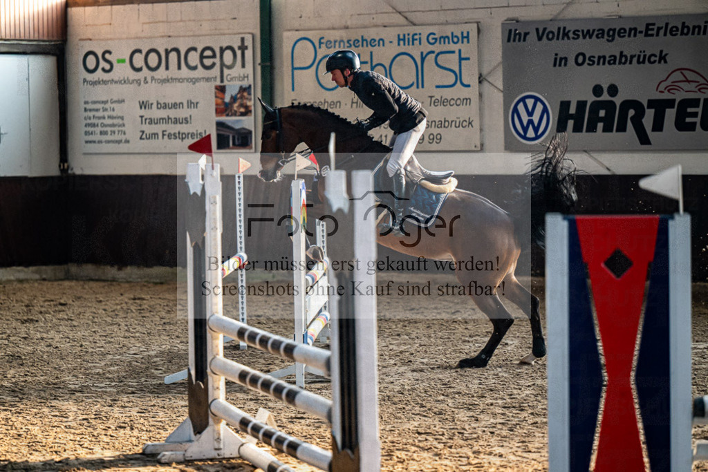 20240308-DOS_2349 | Entdecke hochwertige Reitturnierfotos von Foto Oger. Professionell, emotional und authentisch – jetzt Lieblingsmomente im Shop bestellen.Deutschlandweite Turnierfotografie. - Realisiert mit Pictrs.com