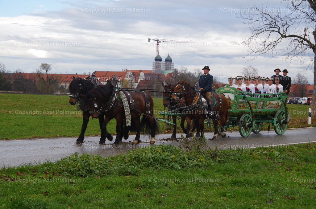 IMGP0021 | fotografiert von Axel PollmannLeonhardi Wallfahrt Benediktbeuern und Murnau, Fronleichnam, Fasching, Landschaft im Loisachtal und Benediktbeuern  - Realisiert mit Pictrs.com
