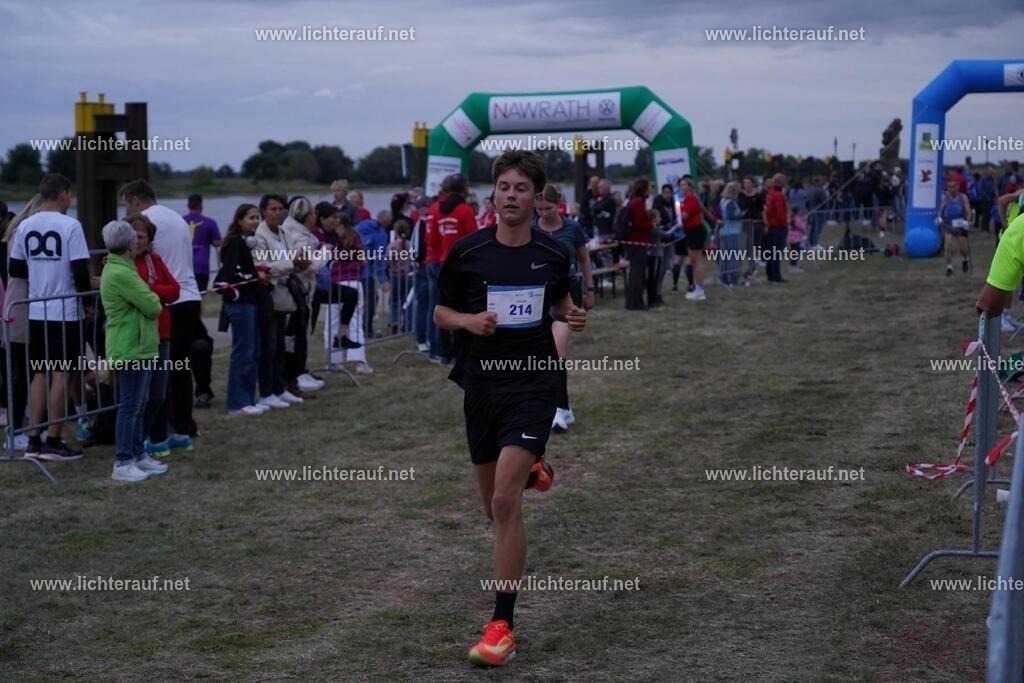 DSC05374 | Lichterlauf  - Realized with Pictrs.com